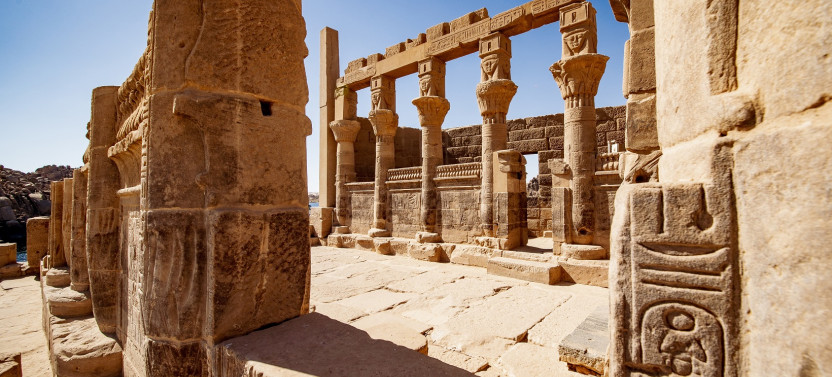 Magnificent Egypt travel package in 9 days.