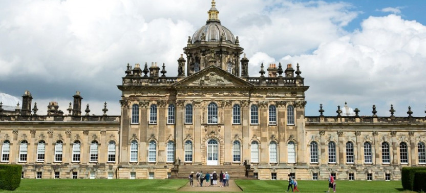 Bridgerton-Themed Castle Howard: Private Day Trip from York