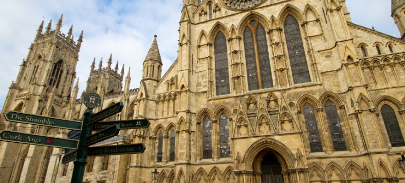The Best of York Private Walking Tour: Landmarks & Hidden Gems