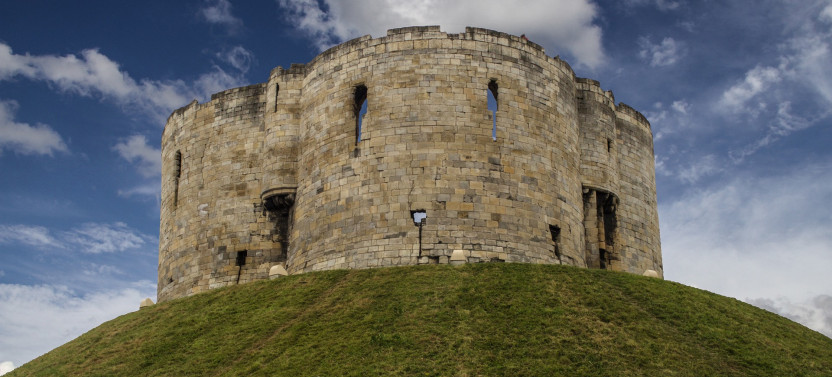 The Best of York Private Walking Tour: Landmarks & Hidden Gems