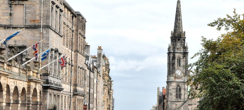 Secrets of the Royal Mile: Private 2.5-hour Walking Tour