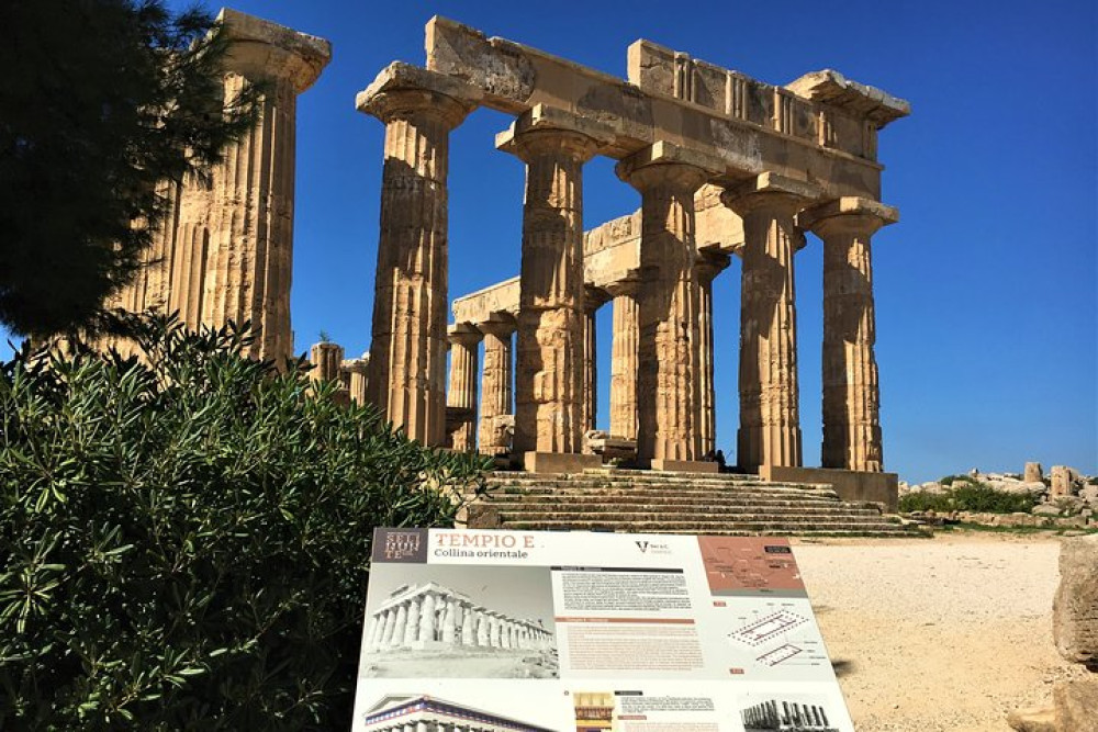 Private Luxury Tour to Selinunte Archaeological Park & Cave di Cusa