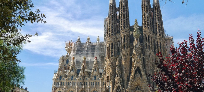 Barcelona In A Day - Private Full-Day Walking Tour