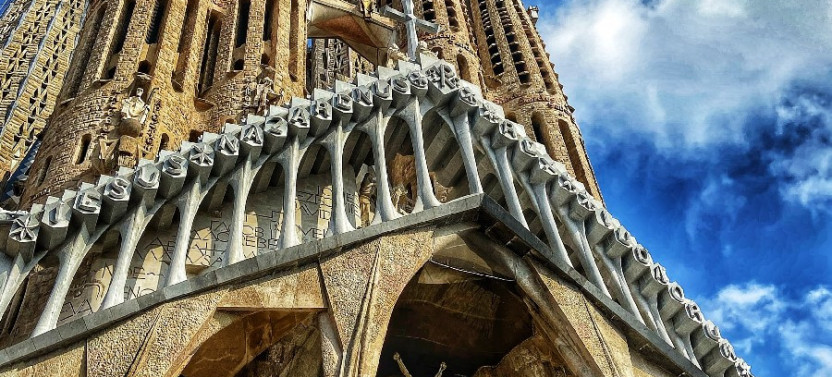 The Best of Antonio Gaudí in Barcelona: Private Full-Day Tour