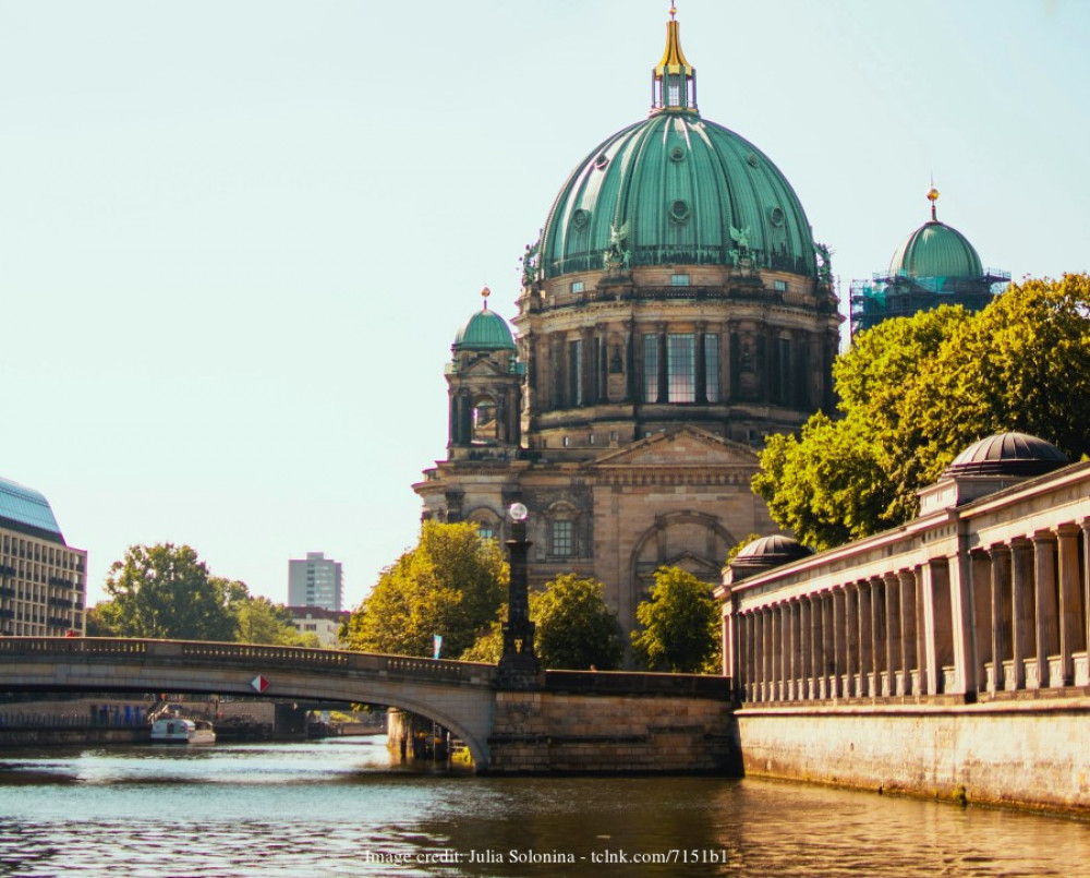 Berlin during the Second World War: Private Half-Day Walking Tour