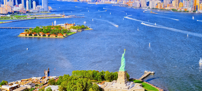 Private NYC Helicopter Tour & Skyscraper Experience
