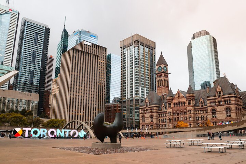 A Full Day In Toronto: Private And Personalized Tour
