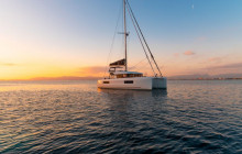 Private Luxury Sunset Cruise with Food & Drinks (Catamaran 44)