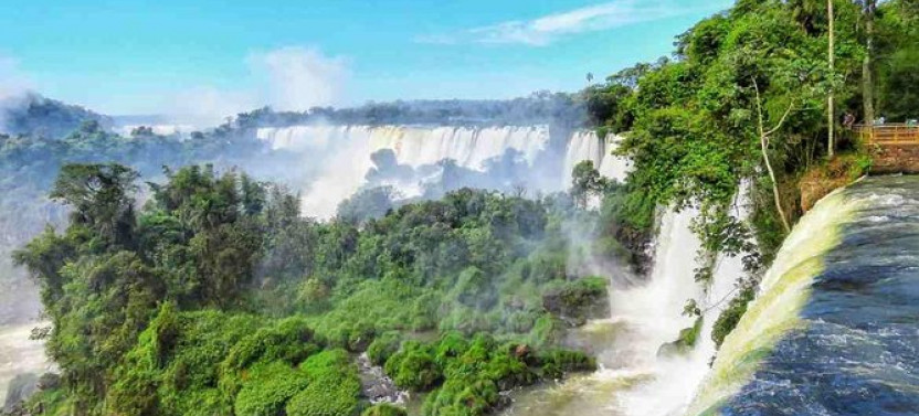 Private Day at Iguazu Falls from Buenos Aires with Airfare