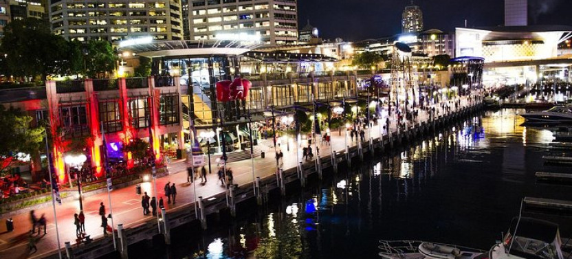 Personalized Sydney Private Night Tour By Locals