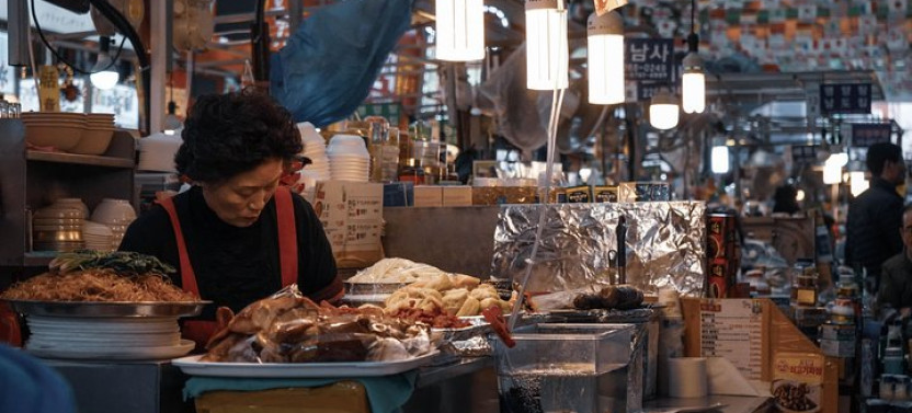 Seoul Market Tour With A Local: Personalized & Private