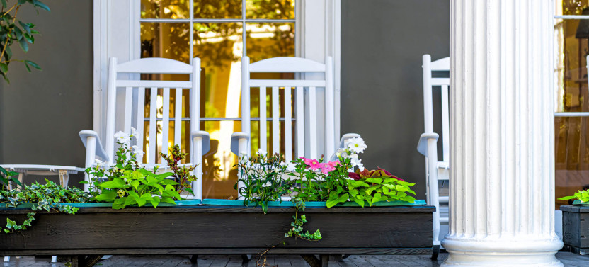 Explore New Orleans' Garden District: Private 2-hour Walking Tour