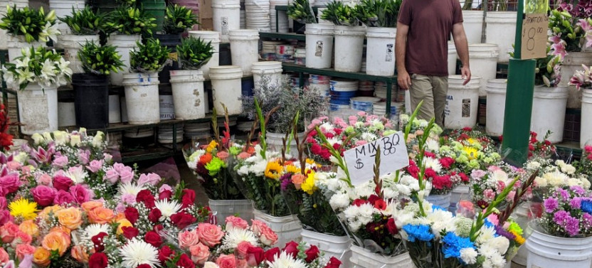 LA’s Fashion & Flower District: Private Half-Day Walking Tour