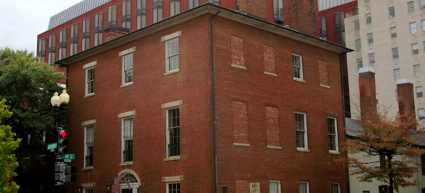 Secrets & Scandals: Washington DC Private Half-Day Walking Tour