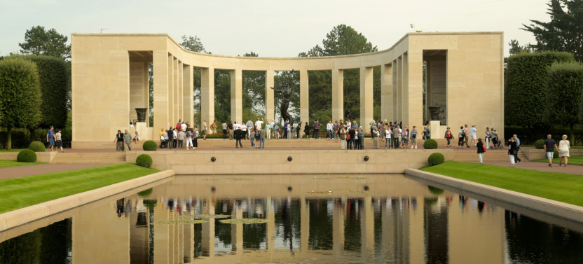 Normandy D-Day Landing Beaches Day Trip from Paris with Lunch included