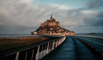 Tour #11 Mont-Saint-Michel Tour