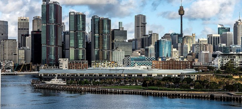 Sydney's Rocks & Darling Harbour With A Local: Private & Custom Tour