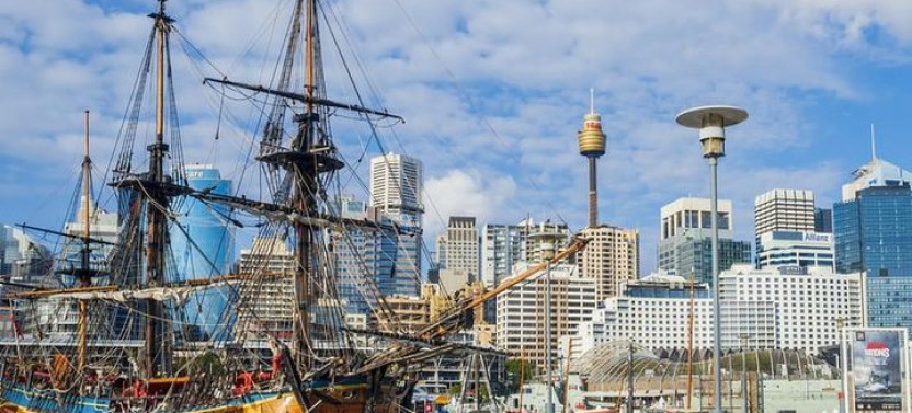Sydney's Rocks & Darling Harbour With A Local: Private & Custom Tour