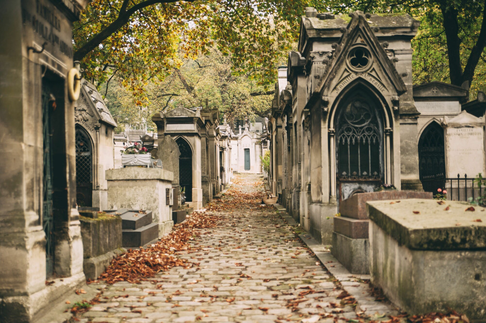 Père Lachaise Cemetery, the Famous Graves