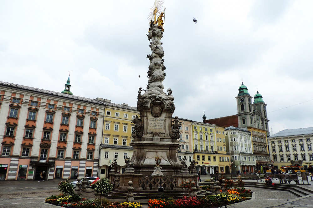 Linz Private Walking Tour Exclusive Tour With Linzer Cake Tasting Linz Project Expedition