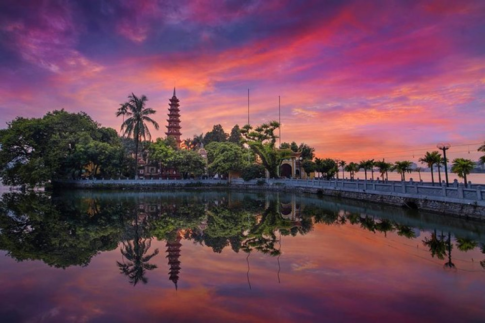 Luxury Full-Day City Tour of Hanoi