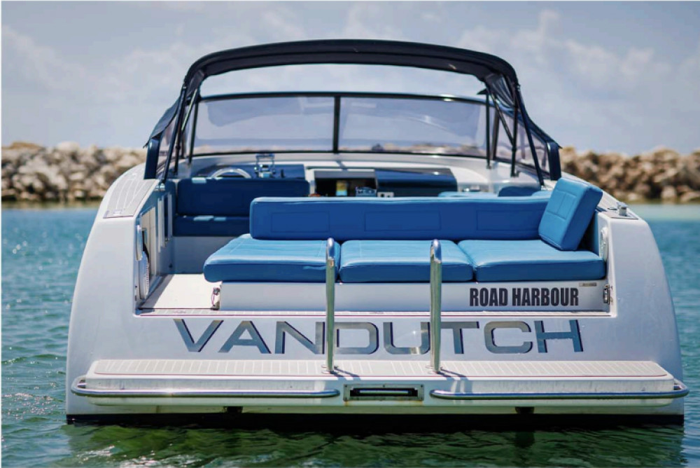 All Inclusive Luxury Charter - 40’ Yacht VanDutch (9 Hrs)