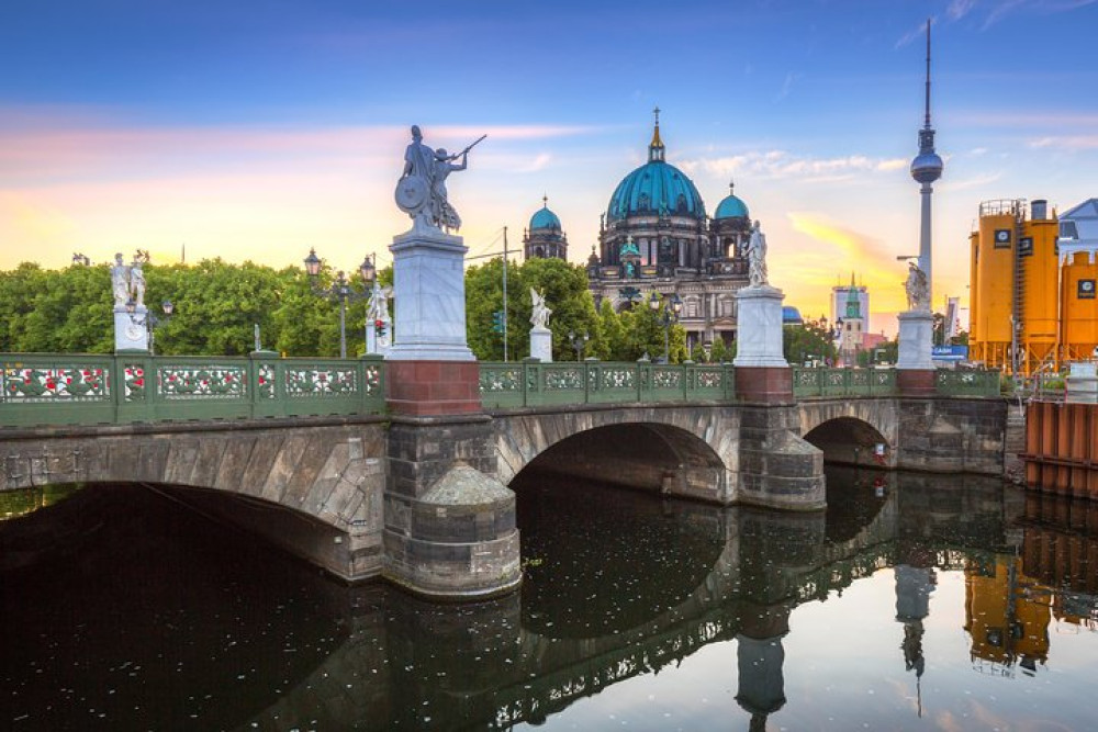 Personalized Private Tour Guide Berlin With A Local: Kickstart Your Trip