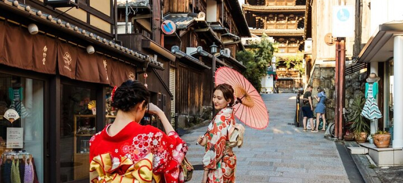 Kyoto Private & Personalized Full-day Tour With A Local Guide