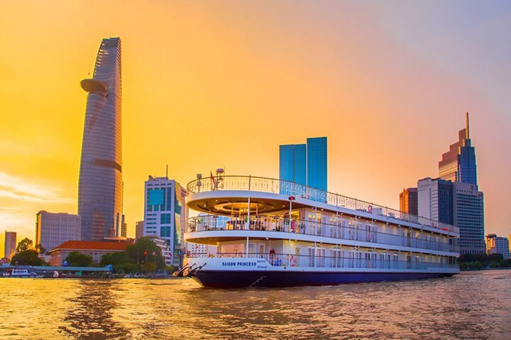 Dinner on a Cruise in Ho Chi Minh City