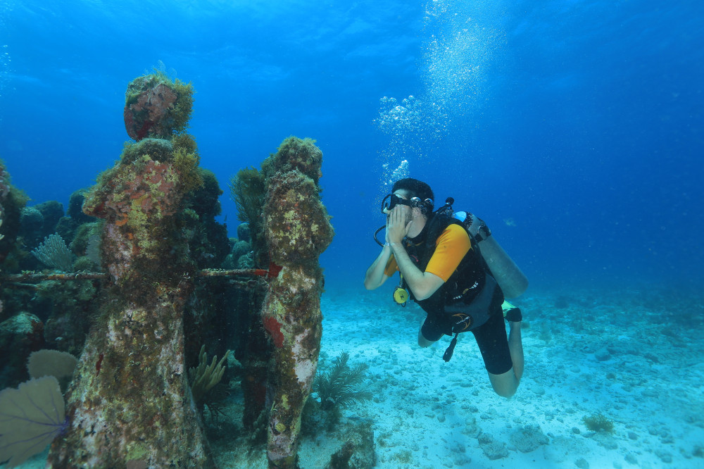 scuba diving cancun beginner