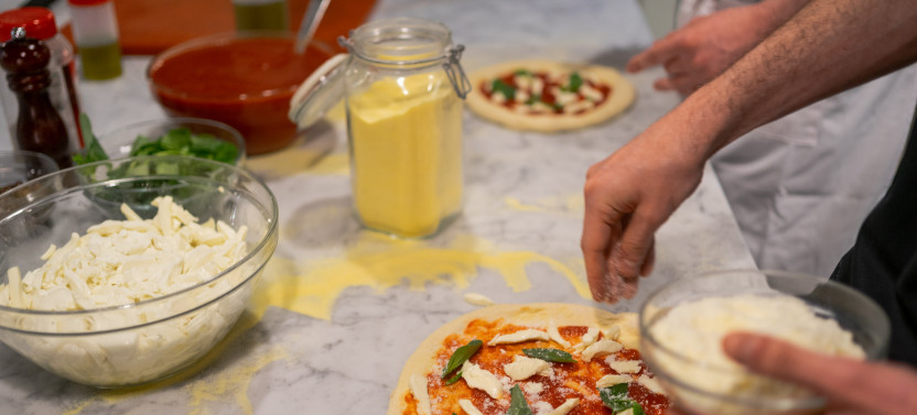 Florence Pizza & Gelato Making Cooking Class