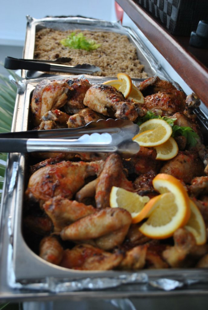 Sunset Buffet Dinner Cruise with Paradise Island Views & Open Bar