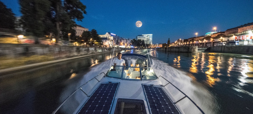 Luxury Yacht Experience on Danube in Vienna