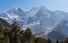 Private 17 Day Trek: Manaslu Circuit Trek - Mountain-capped High Route