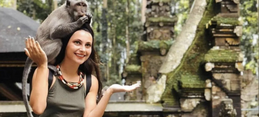 Private Bali Ultimate Monkey Forest Tour with Waterfall and Temple Visits