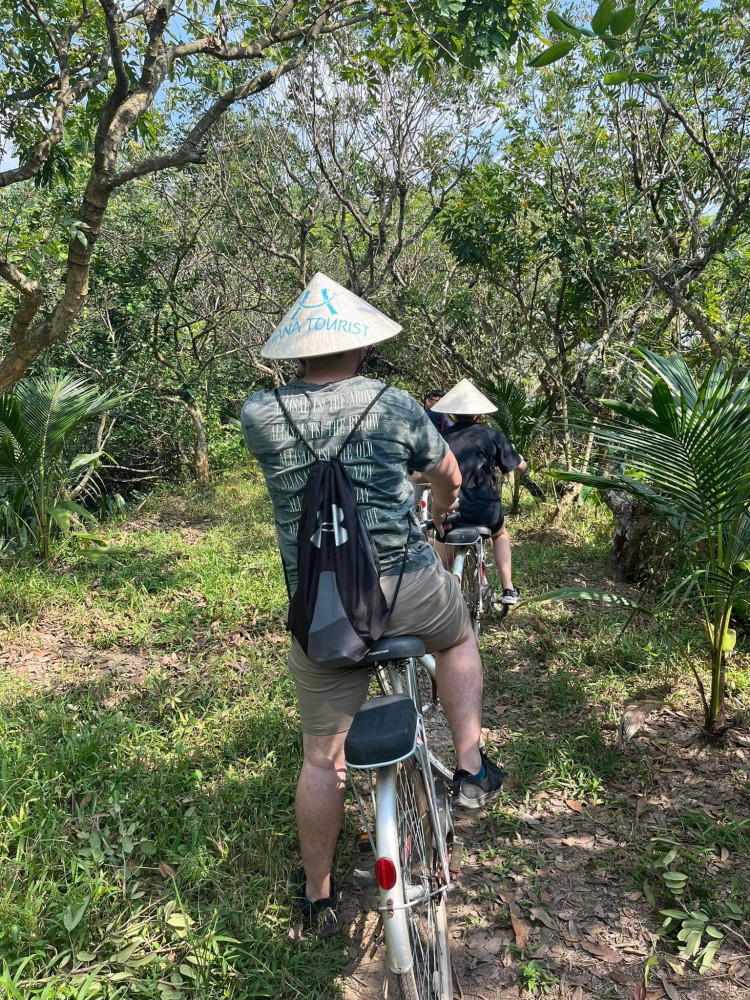 1-Day Explore Non-Touristy Side Of Mekong Delta