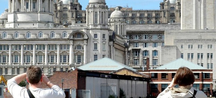 Liverpool Highlights & Hidden Gems: Private Tour With A Local