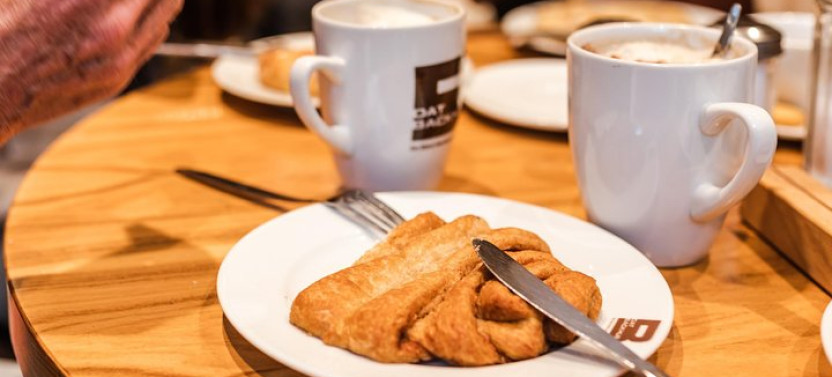 Private & Personalized See Hamburg With A Local