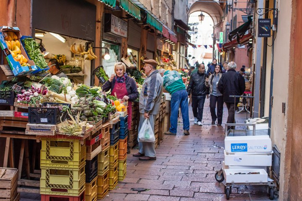Bologna Vegan Tour With A Local Foodie: Personalized & Private