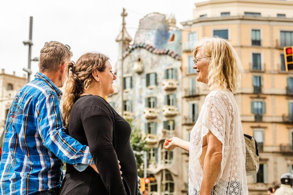 Barcelona Highlights & Hidden Gems: Private Tour With A Local