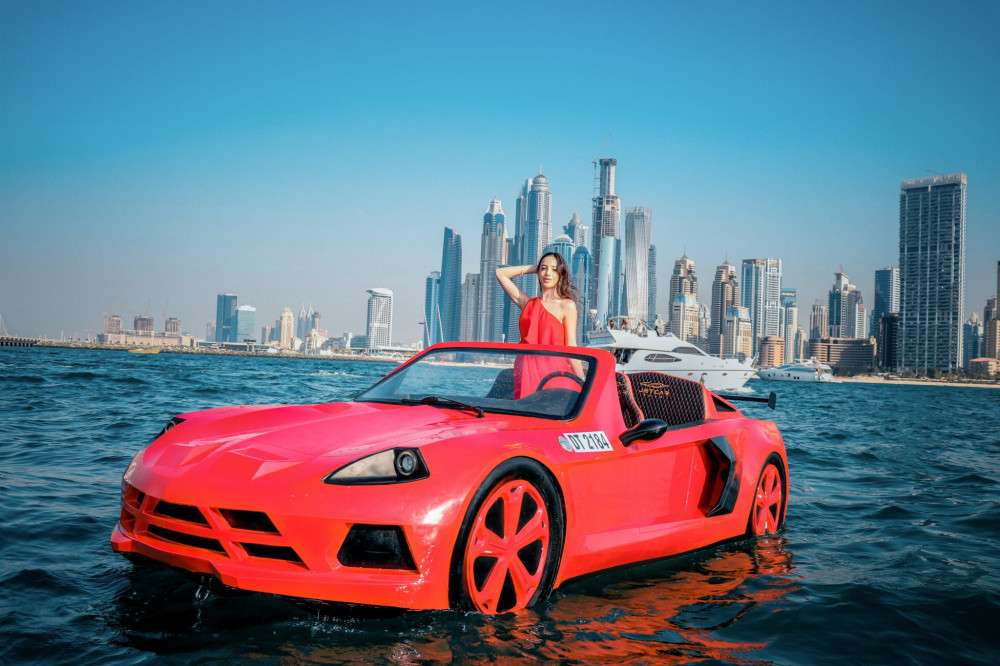 Jet Car Ride in Dubai