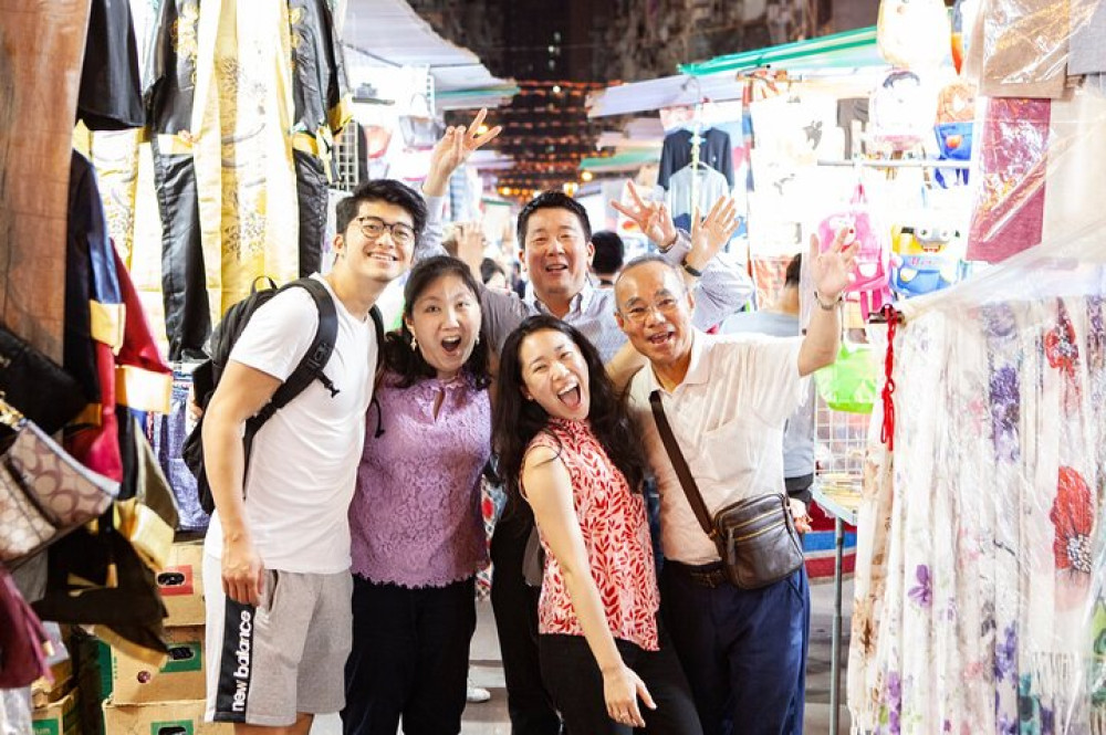 Hong Kong Night Tour With A Local: Private & Personalized