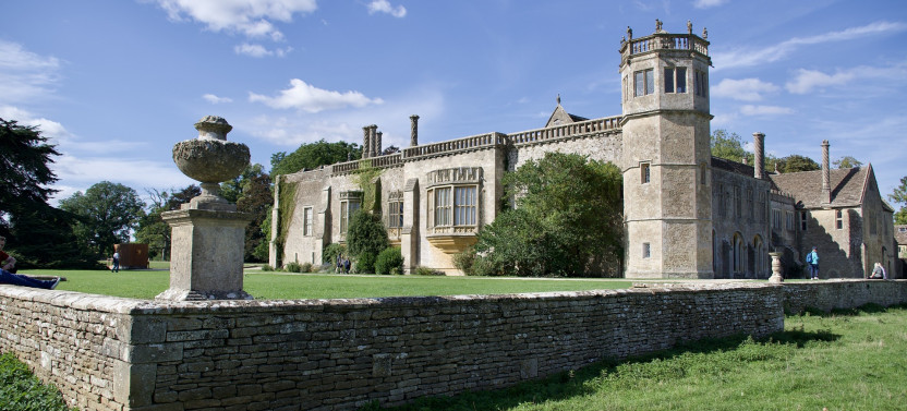 Explore Bath & Lacock Village: Private Day Trip from London