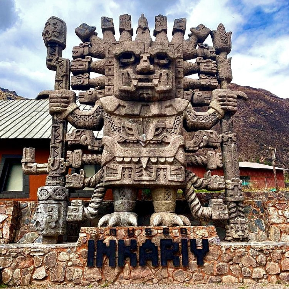 PRIVATE TOUR: Sacred Valley of the Incas and the Inkariy Museum