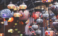 Paris Antiques Market. Small-group guided tour