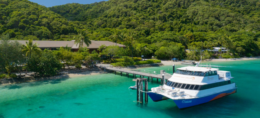 Fitzroy Island Ferry Transfers - Roundtrip from Cairns