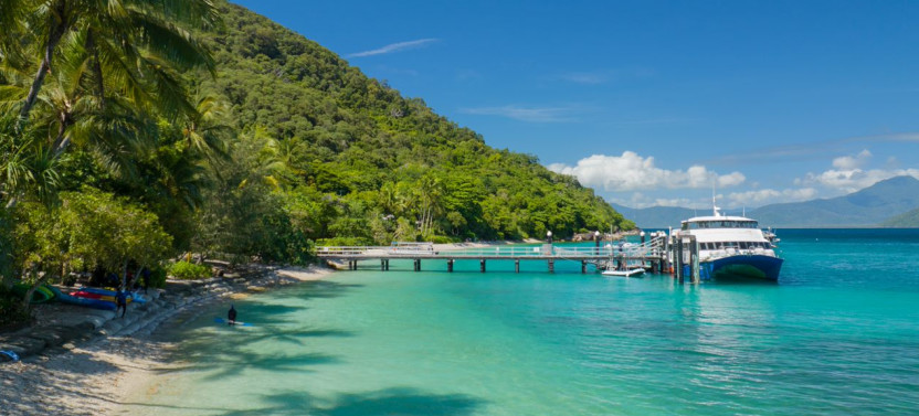 Fitzroy Island Ferry Transfers - Roundtrip from Cairns