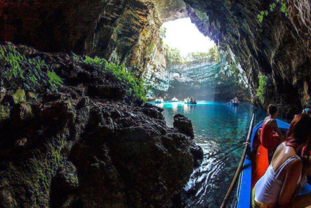 Argostoli: The Caves - Melissani Lake & Drogarati Cave