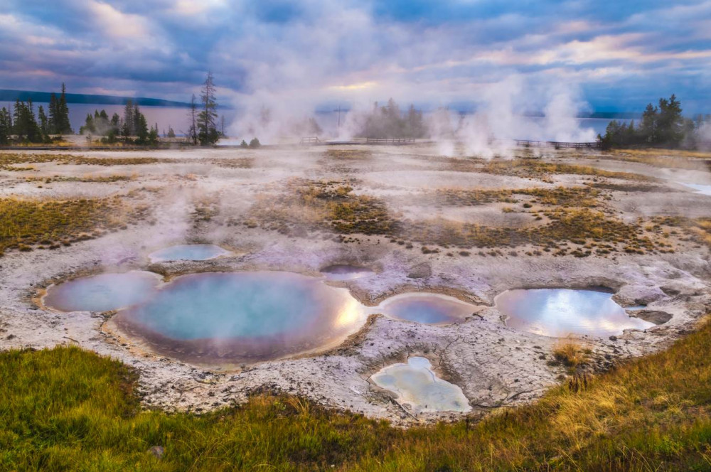 West Thumb Geysers Self-Guided Walking Audio Tour