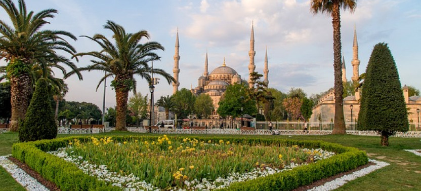 SKIP THE LINE: Istanbul City Highlights SMALL GROUP Tour w/LUNCH